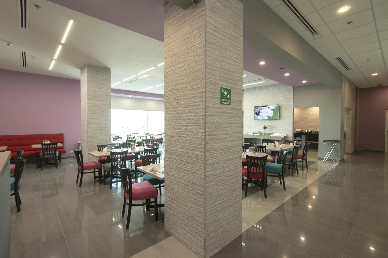Hotel Chn Monterrey Aeropuerto, Trademark By Wyndham 4*
