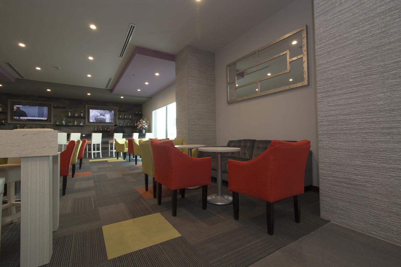 Chn Monterrey Aeropuerto, Trademark By Wyndham 4*